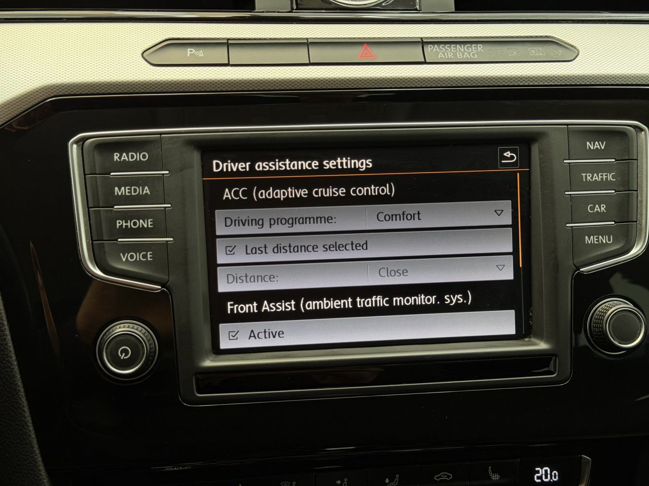 Volkswagen Passat | 23