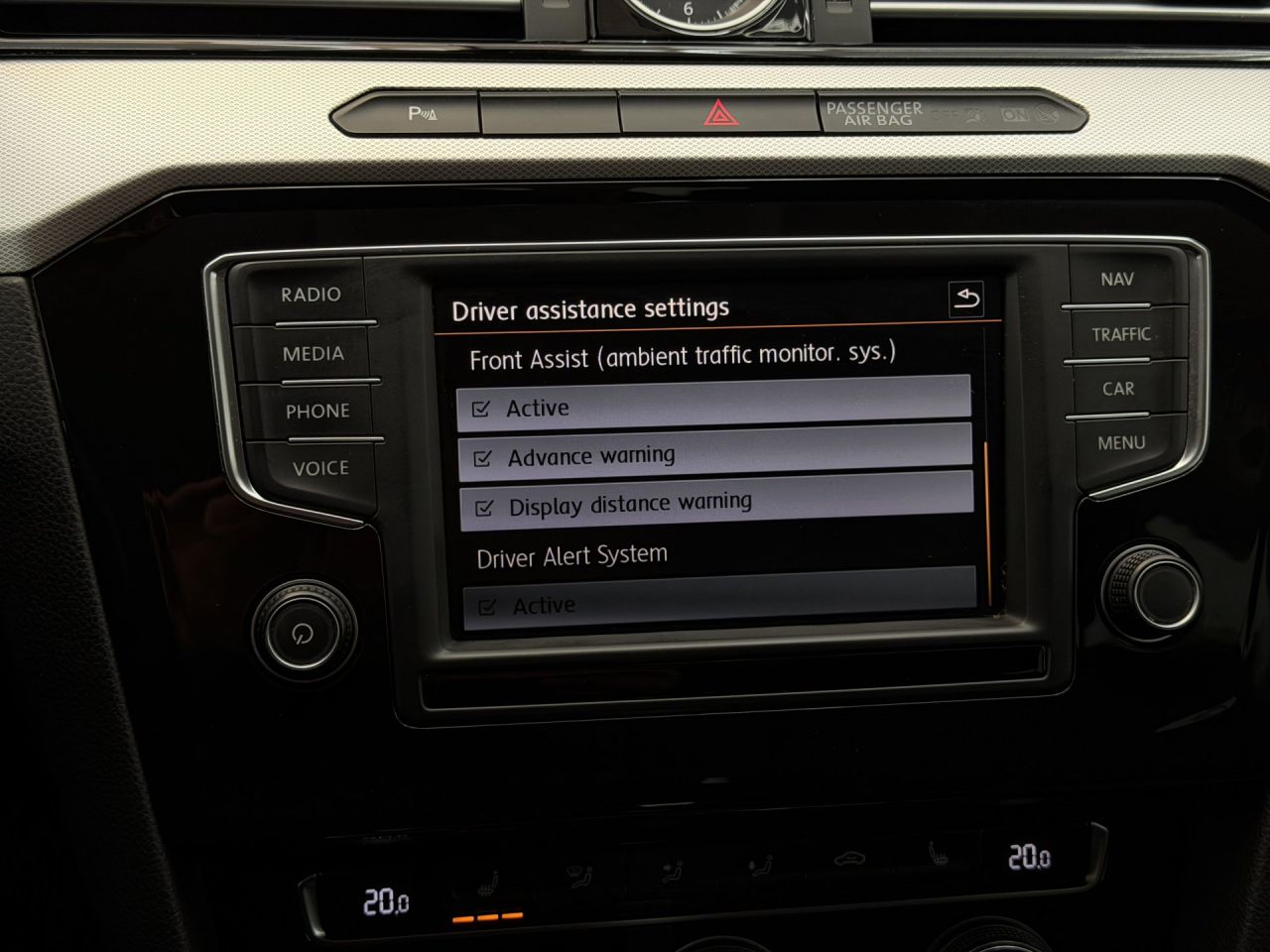 Volkswagen Passat | 22