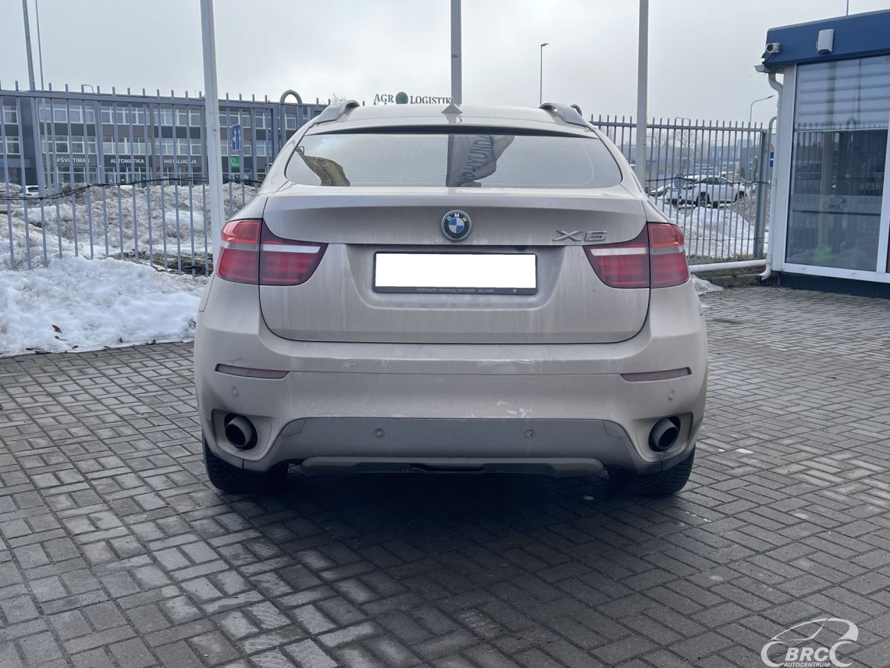 BMW X6 | 27