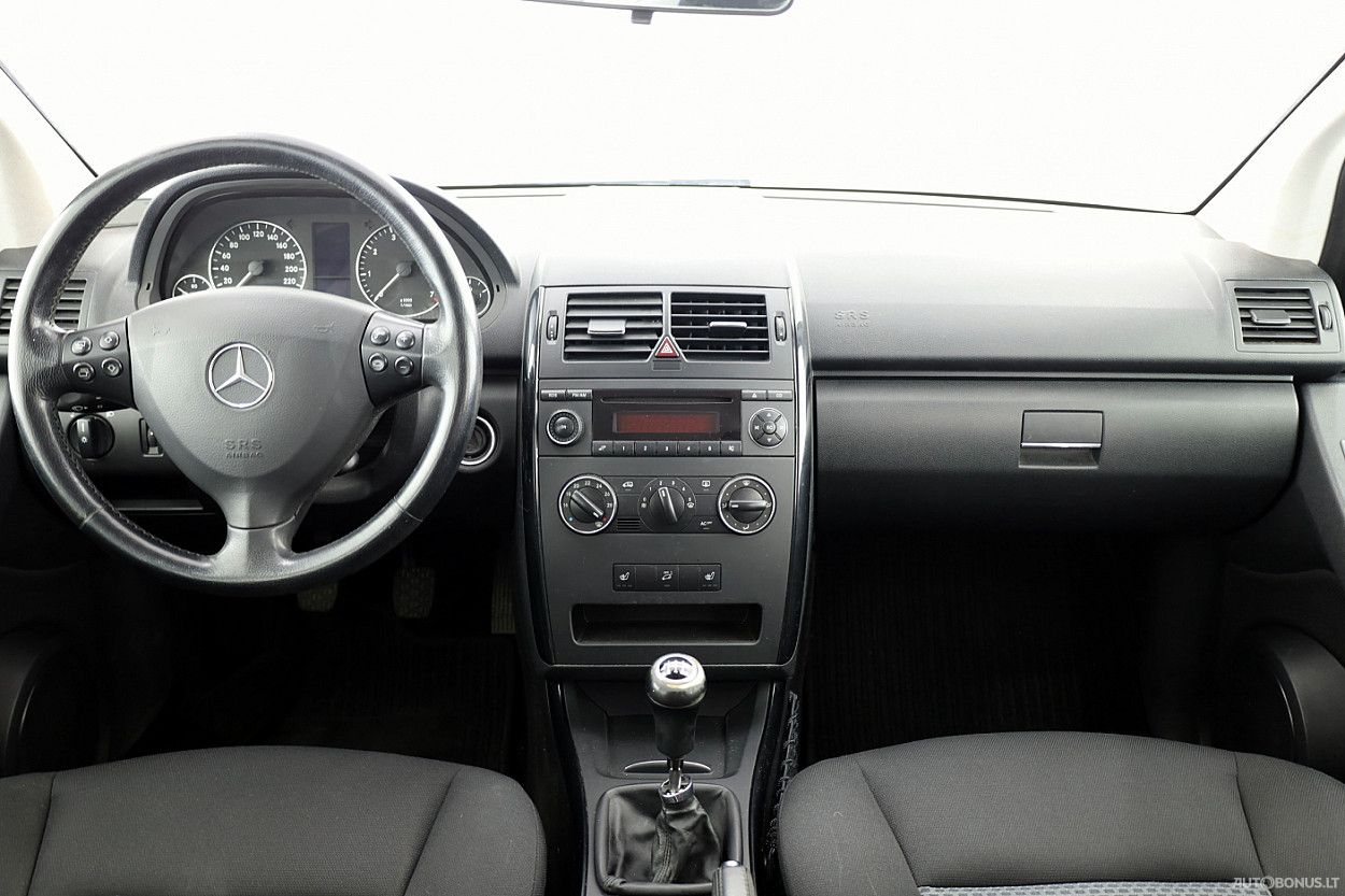 Mercedes-Benz A170 | 4