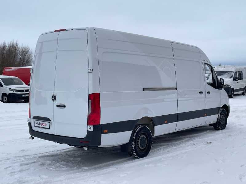 Mercedes-Benz Sprinter | 3