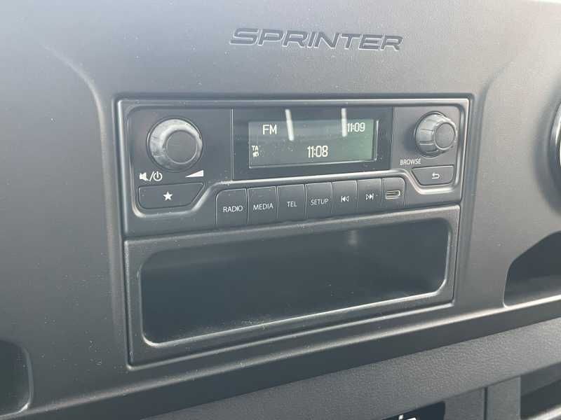 Mercedes-Benz Sprinter | 10