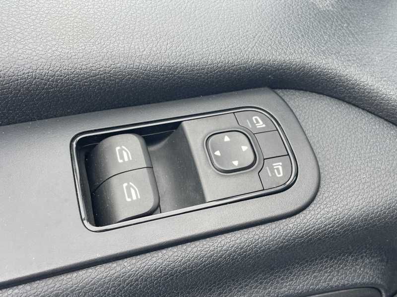 Mercedes-Benz Sprinter | 14