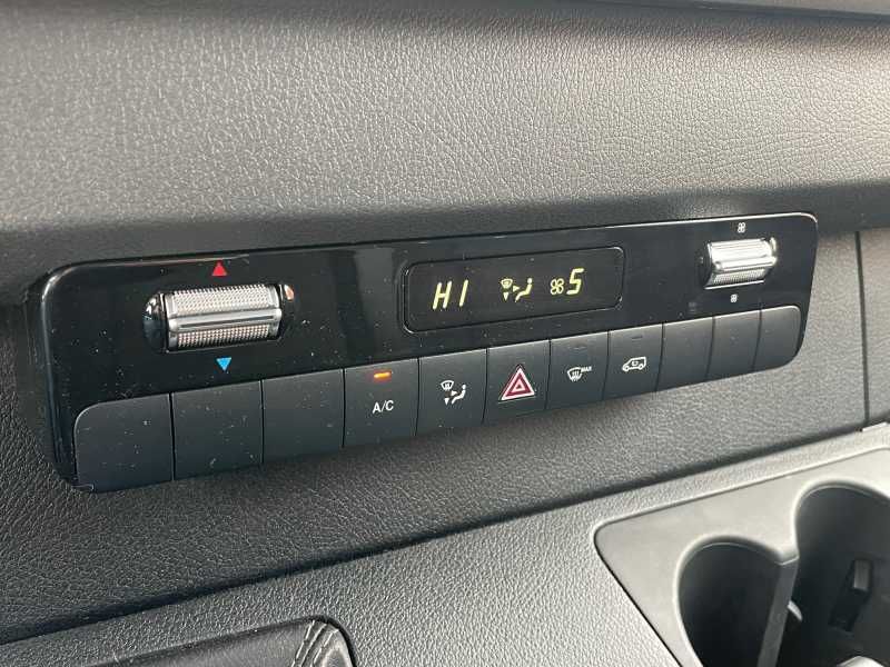Mercedes-Benz Sprinter | 11