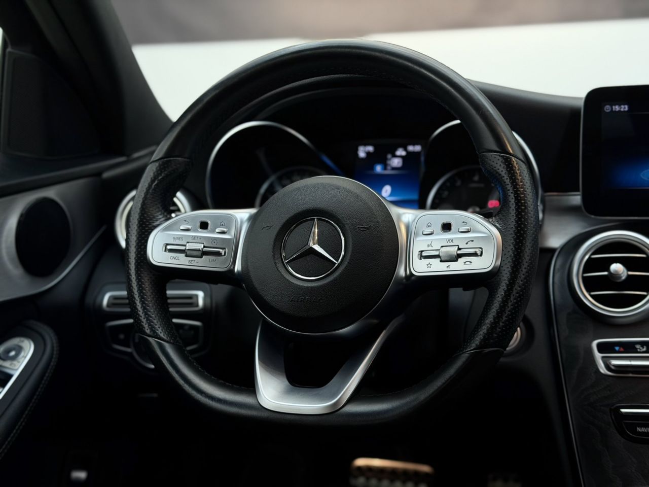 Mercedes-Benz C180 | 16