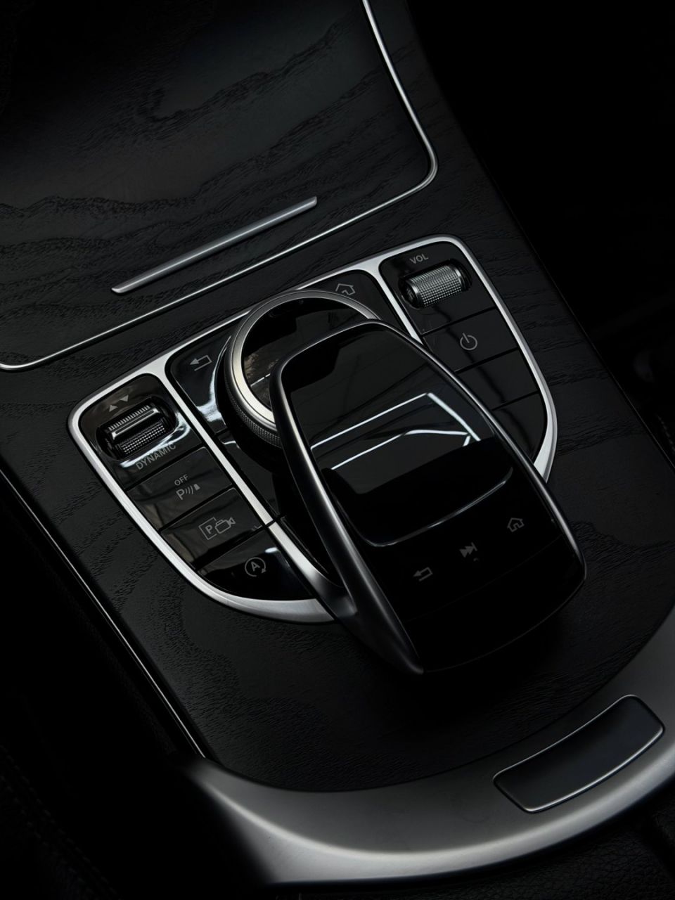 Mercedes-Benz C180 | 21