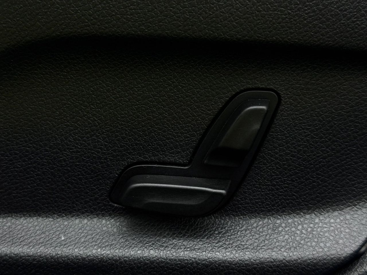 Mercedes-Benz C180 | 20