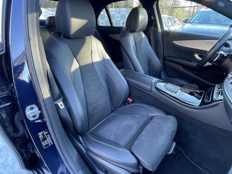 Mercedes-Benz E200 | 8