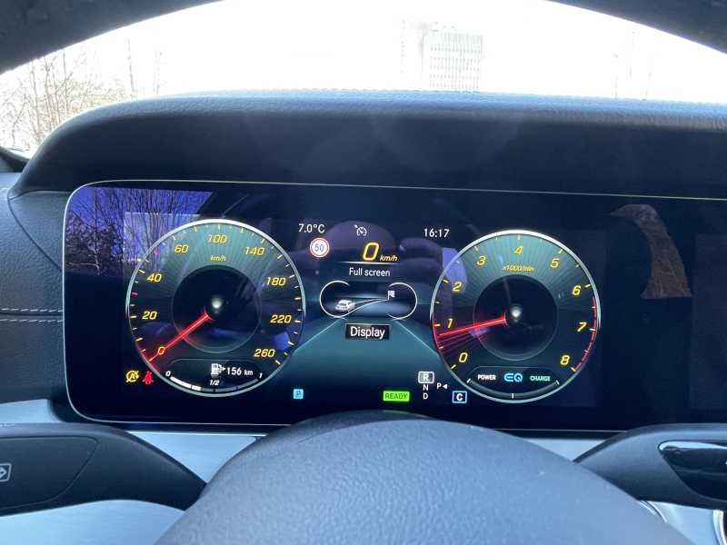 Mercedes-Benz E200 | 16