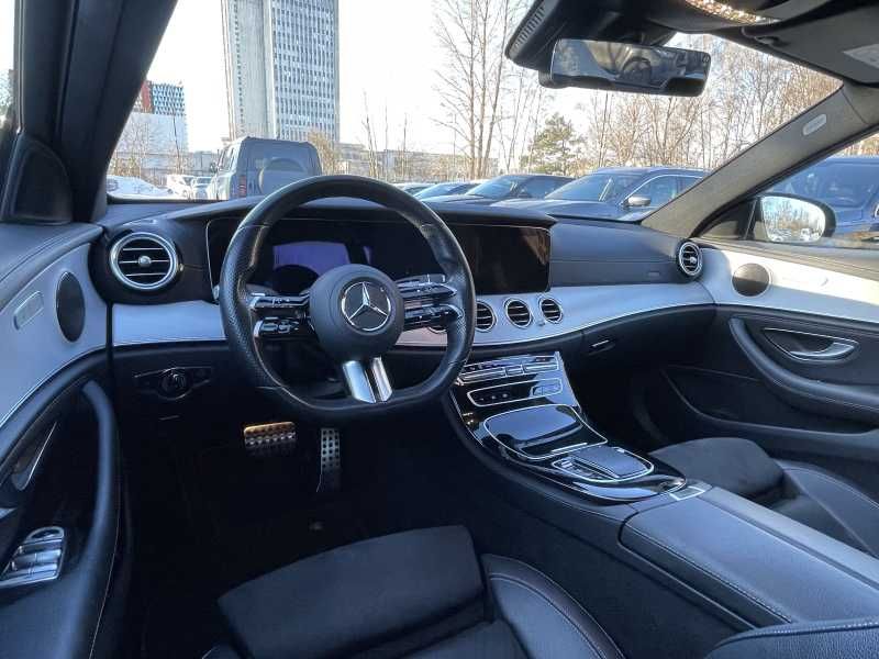 Mercedes-Benz E200 | 7