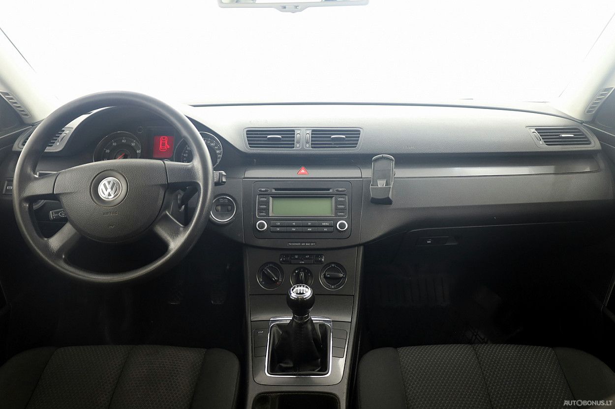 Volkswagen Passat | 4