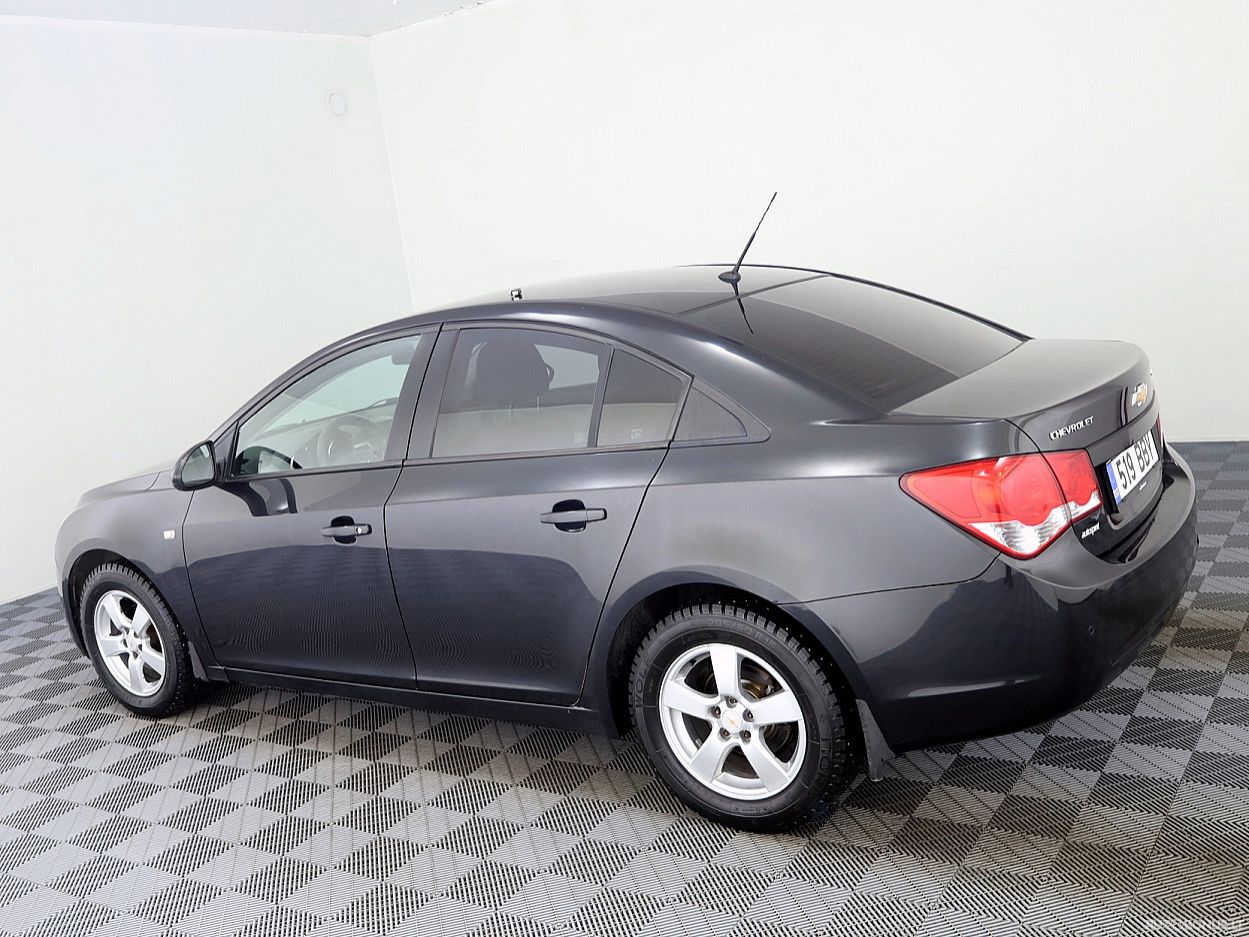 Chevrolet Cruze | 3