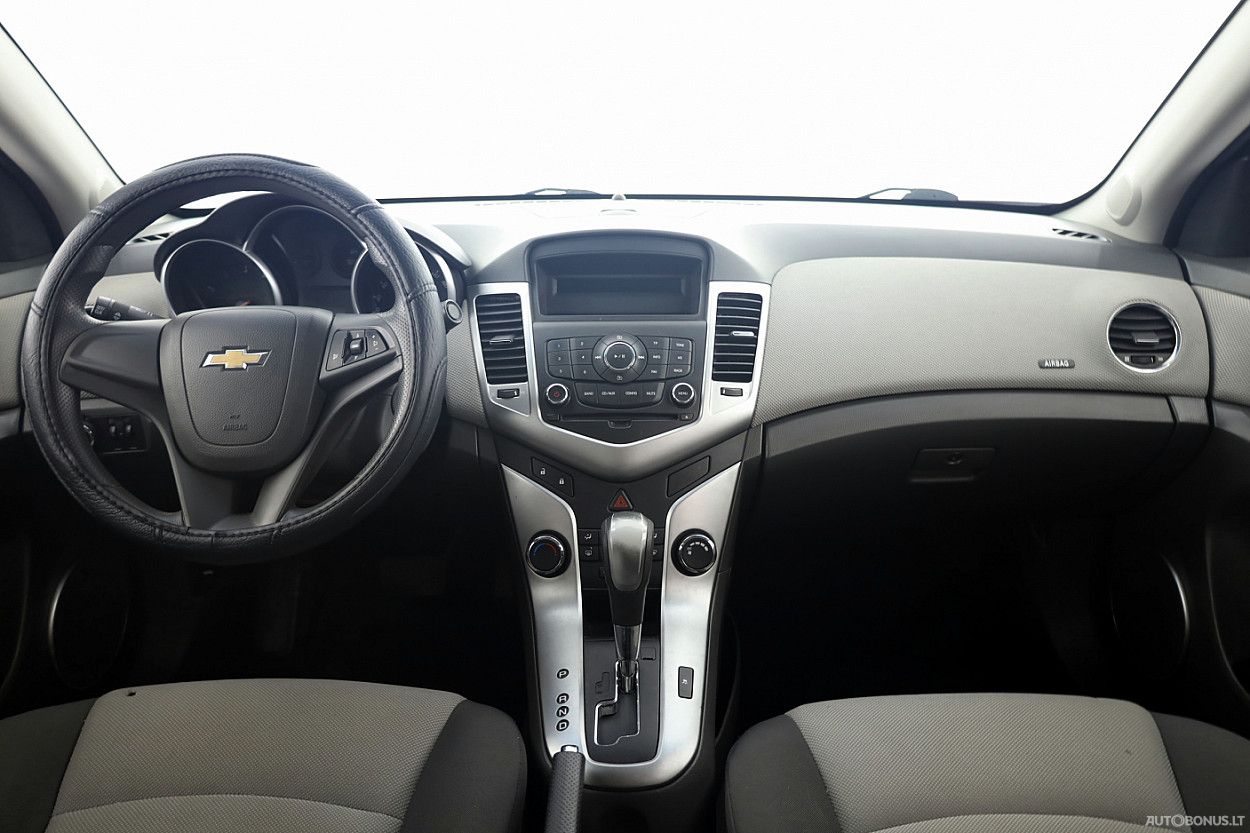 Chevrolet Cruze | 4