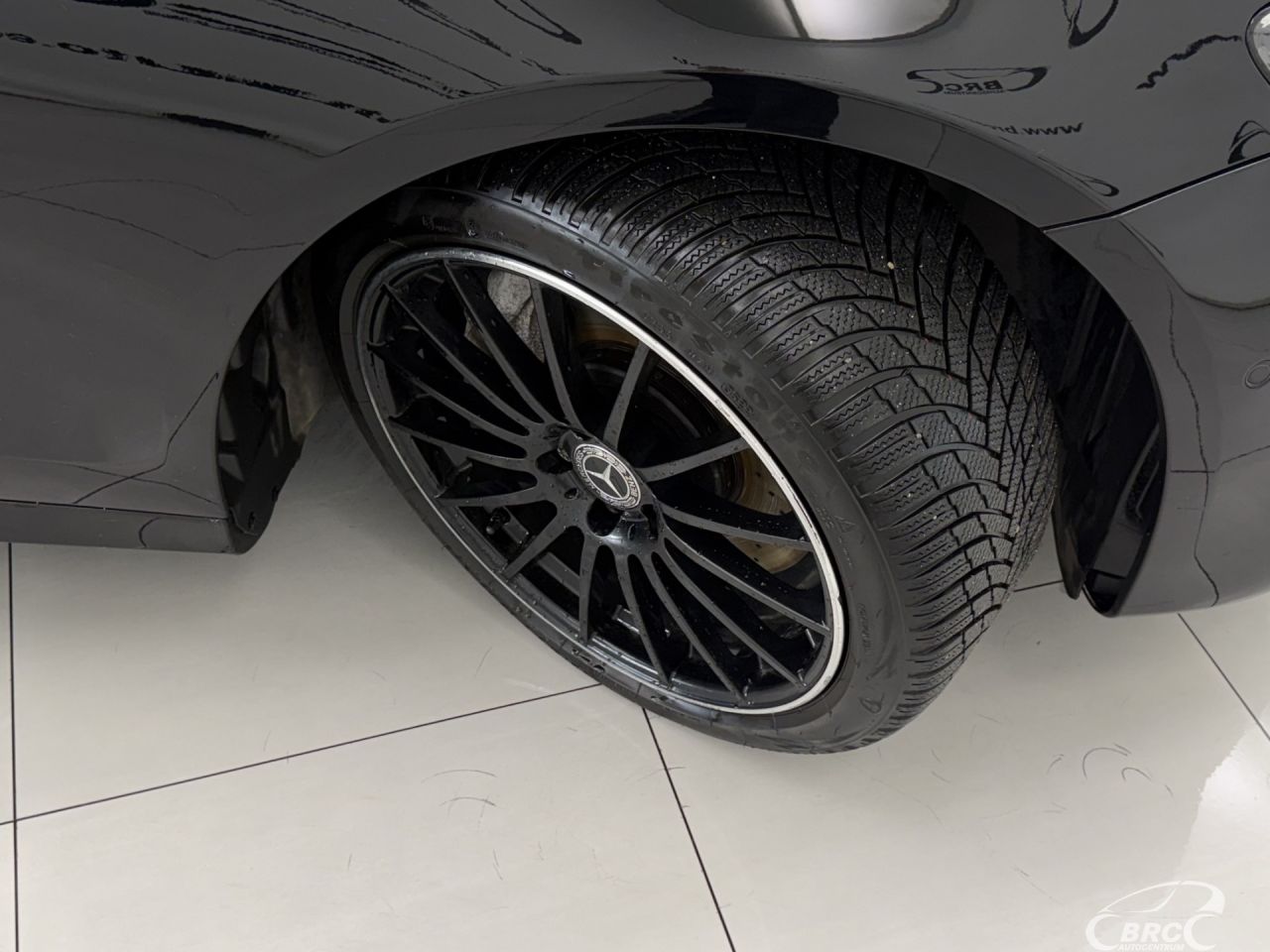 Mercedes-Benz E400 | 48