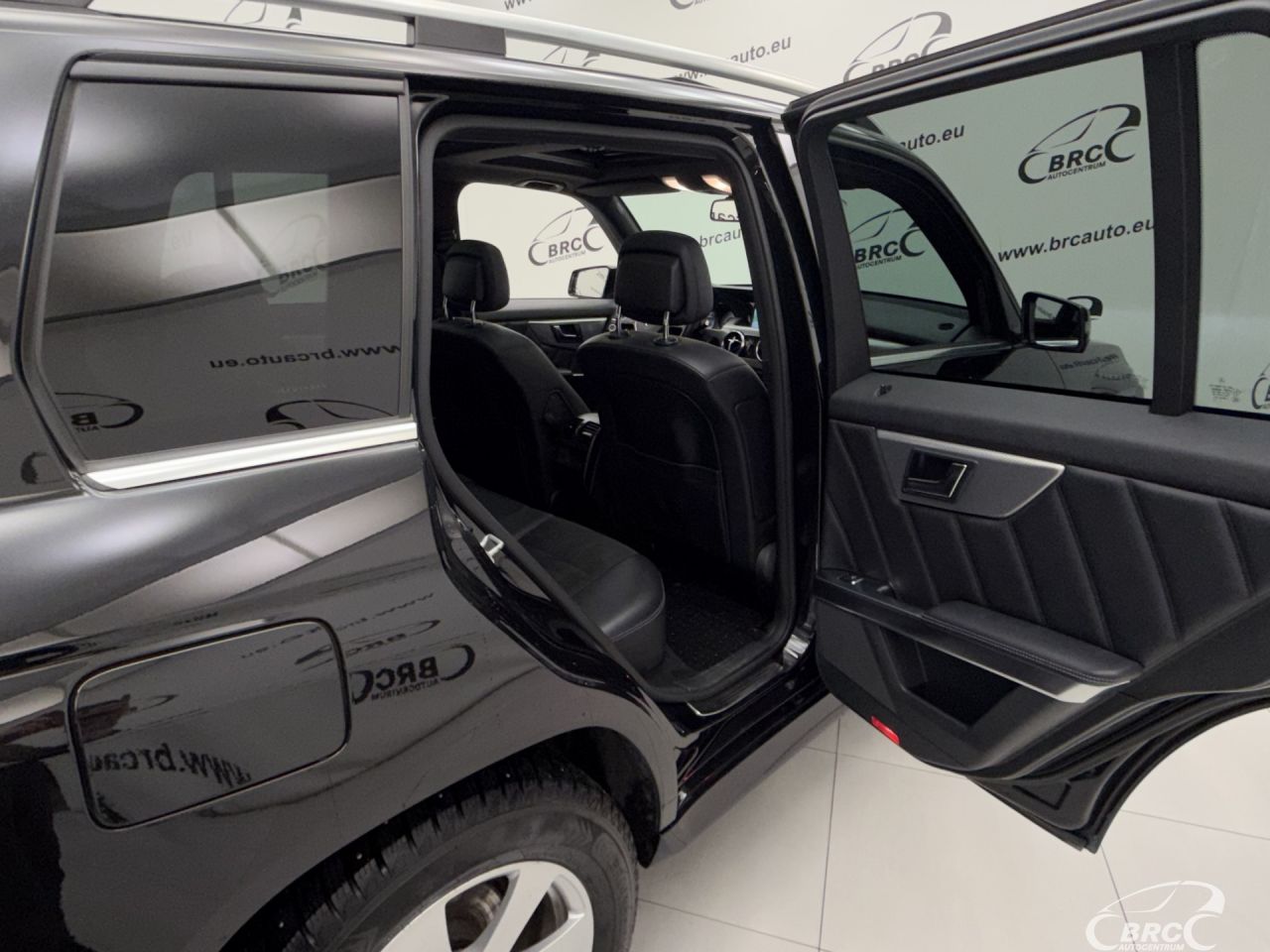 Mercedes-Benz GLK220 | 11