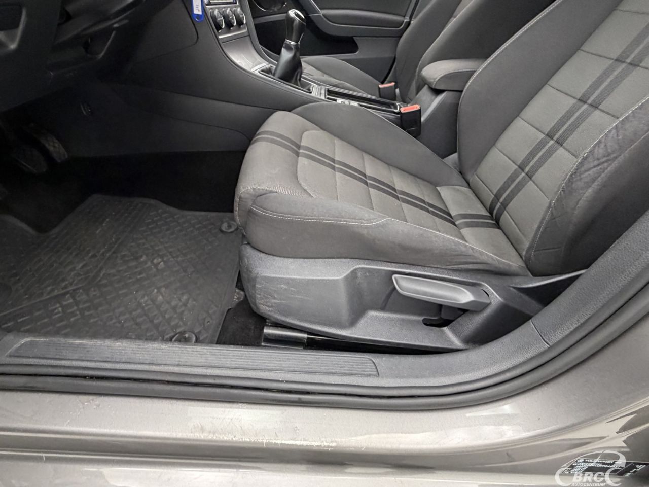 Volkswagen Golf | 20