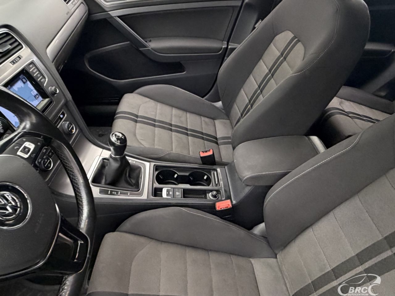 Volkswagen Golf | 22