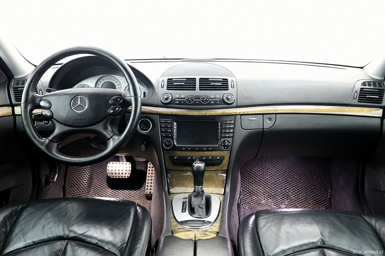Mercedes-Benz E280 | 4