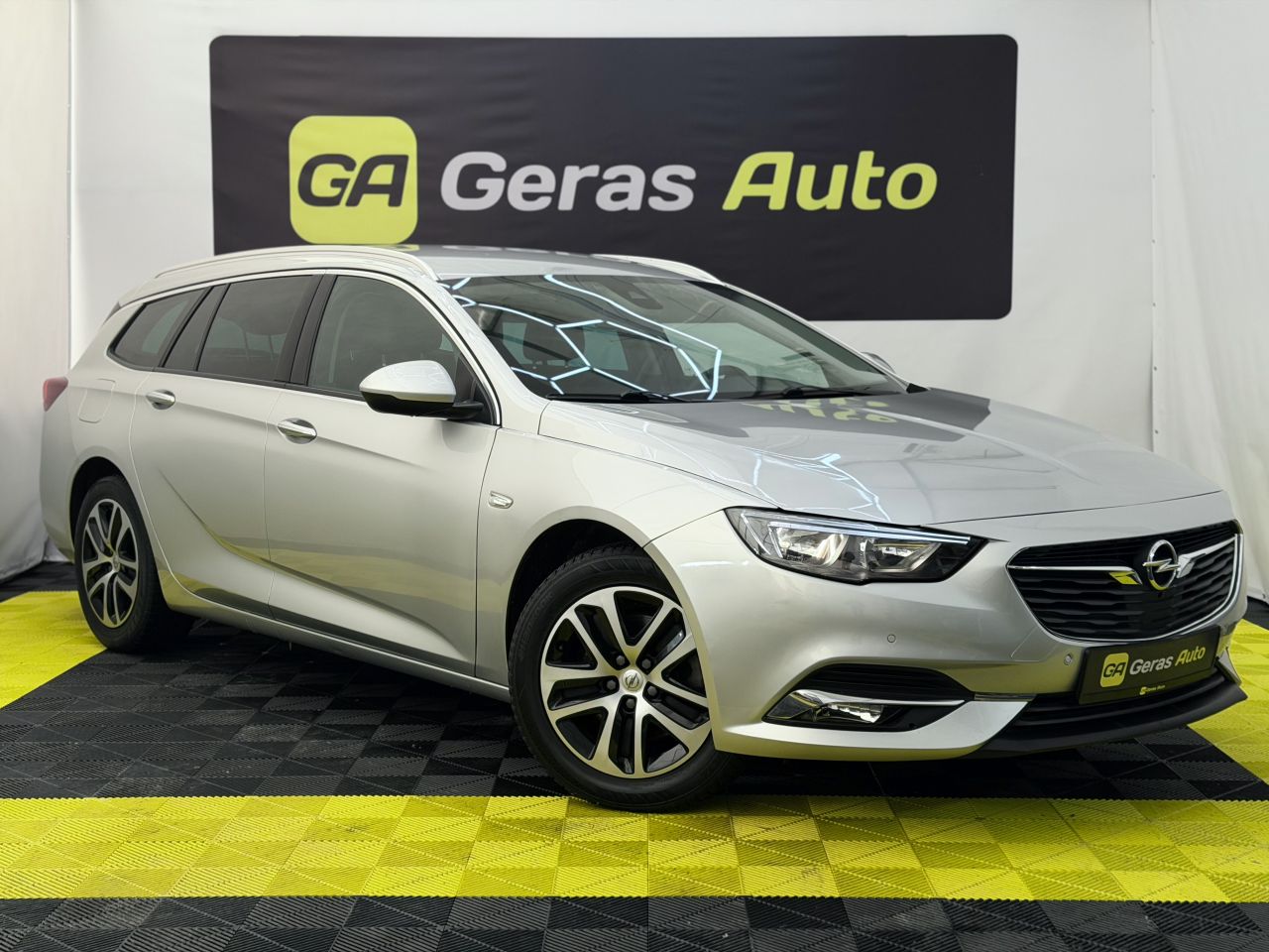 Opel Insignia | 2