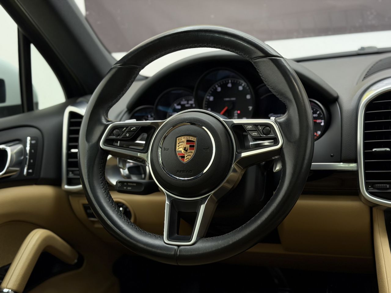 Porsche Cayenne | 18