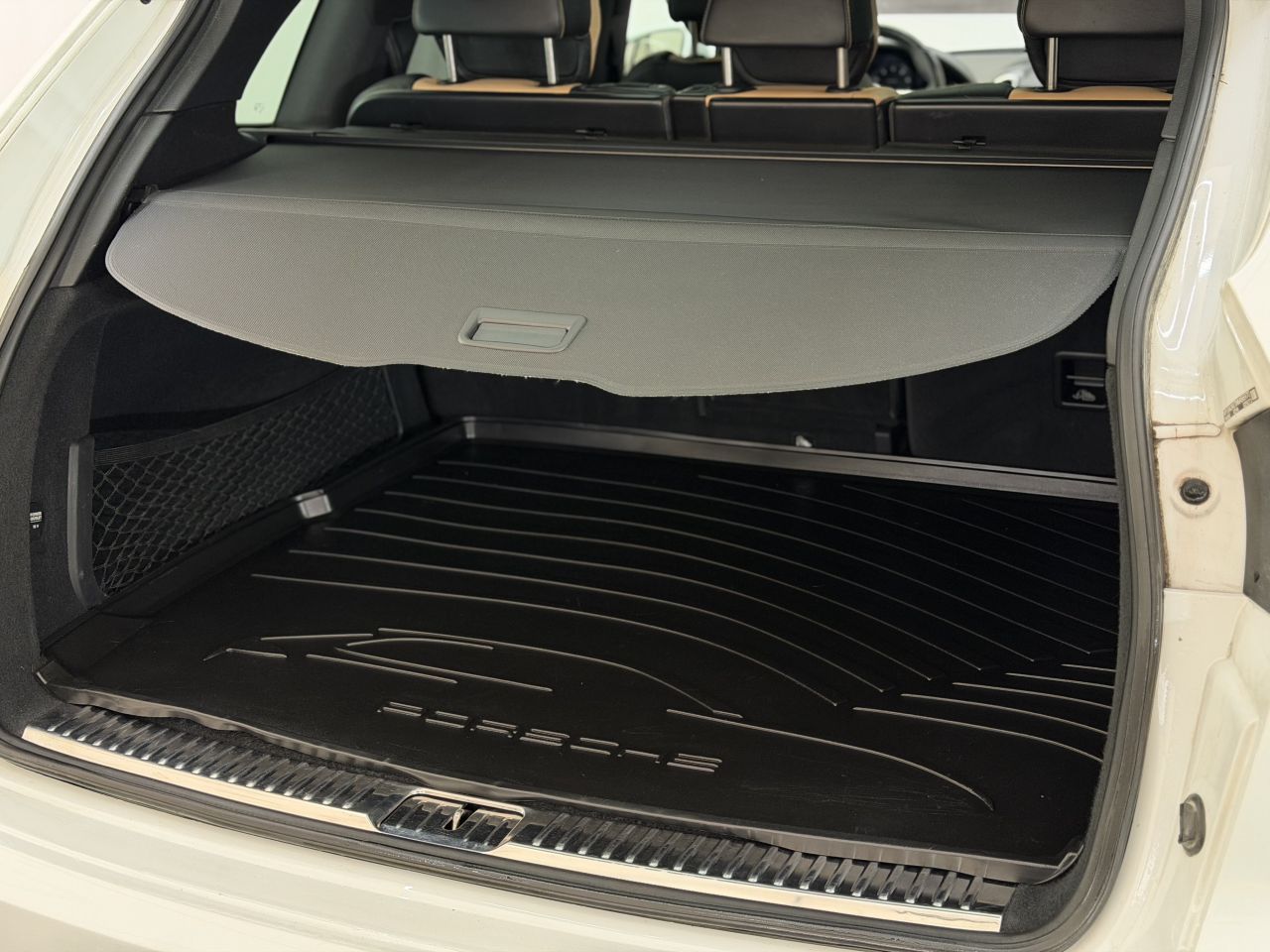 Porsche Cayenne | 32