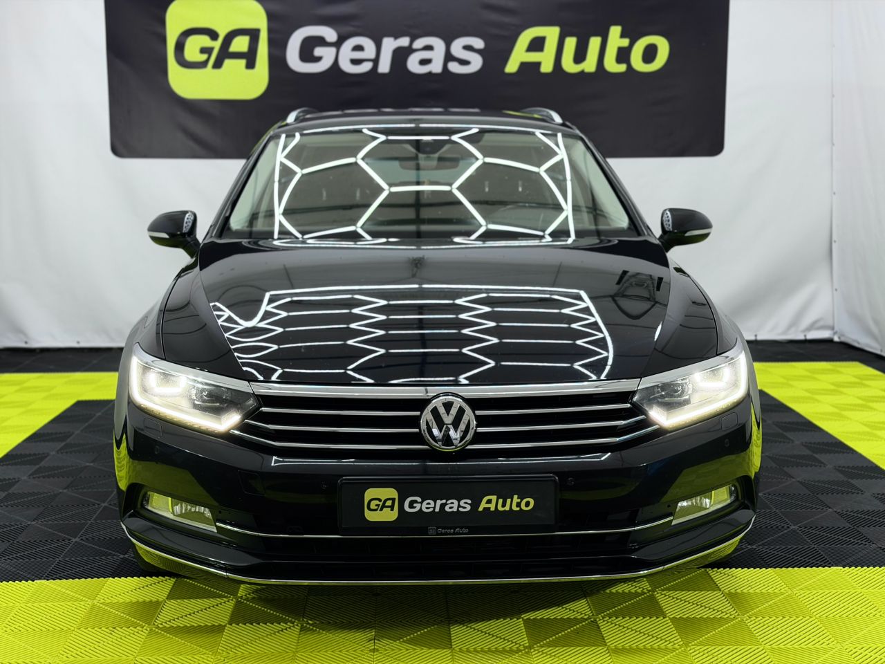 Volkswagen Passat | 1