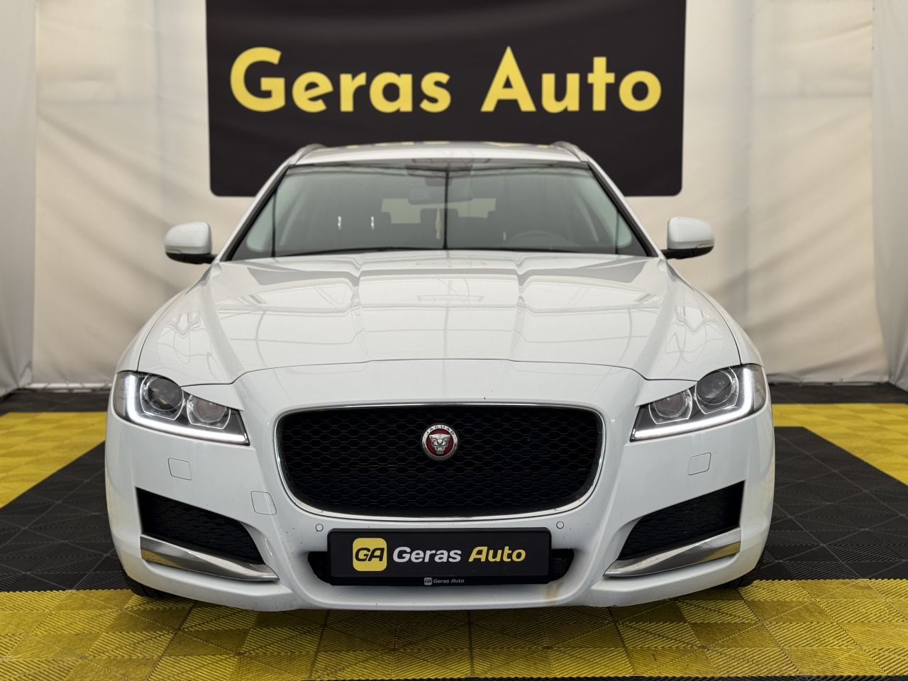 Jaguar XF | 1