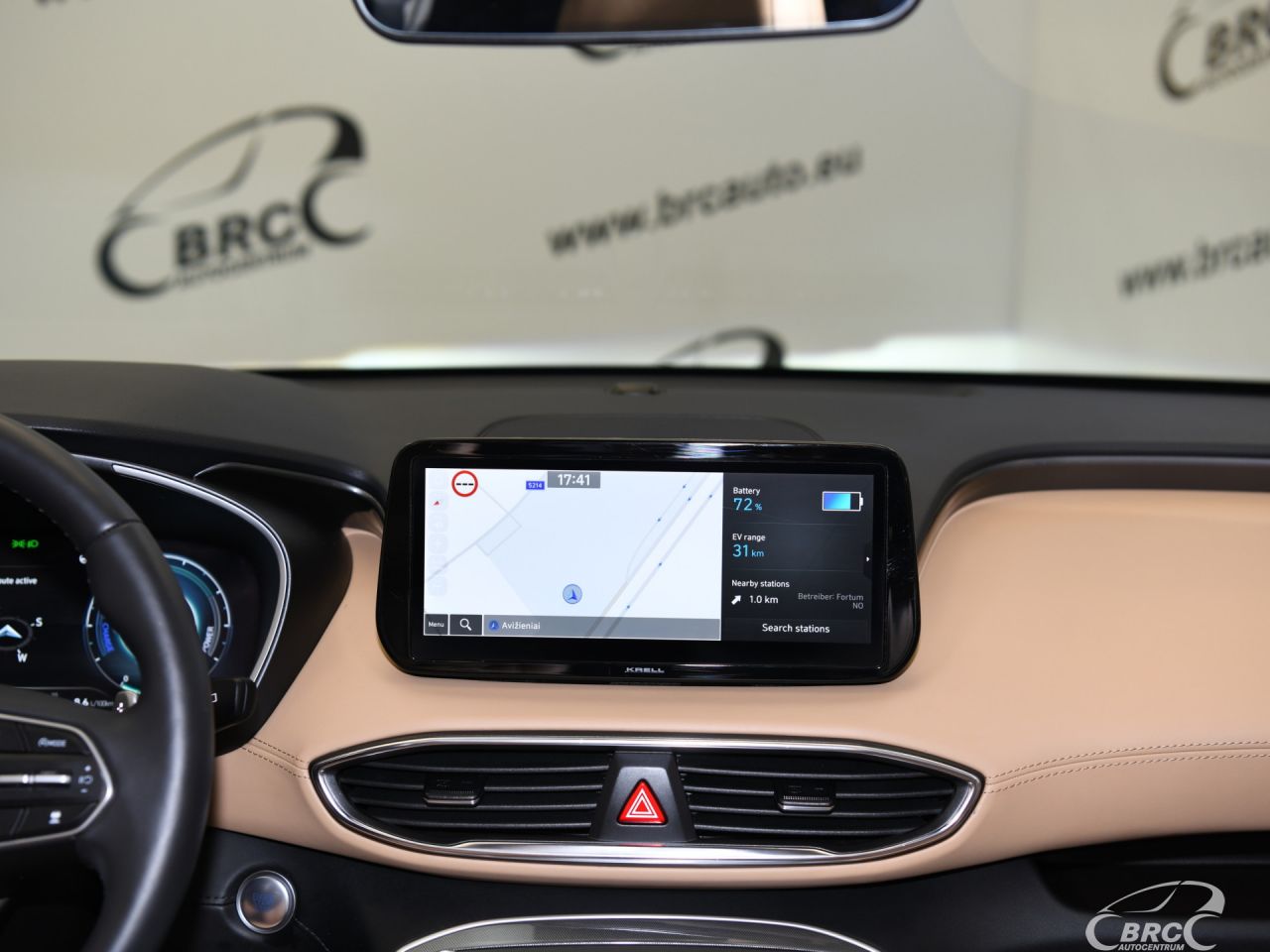 Hyundai Santa Fe | 18