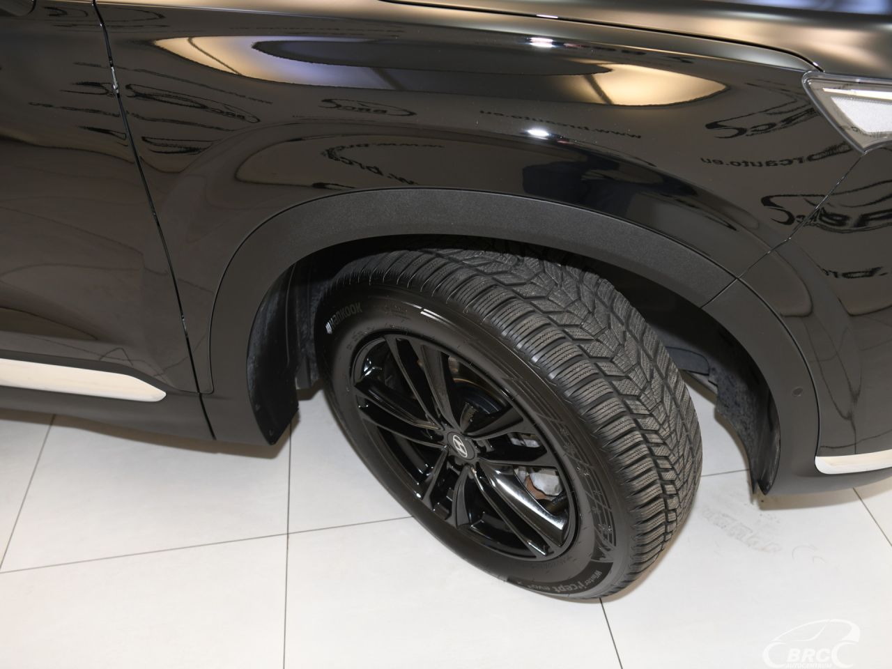 Hyundai Santa Fe | 48