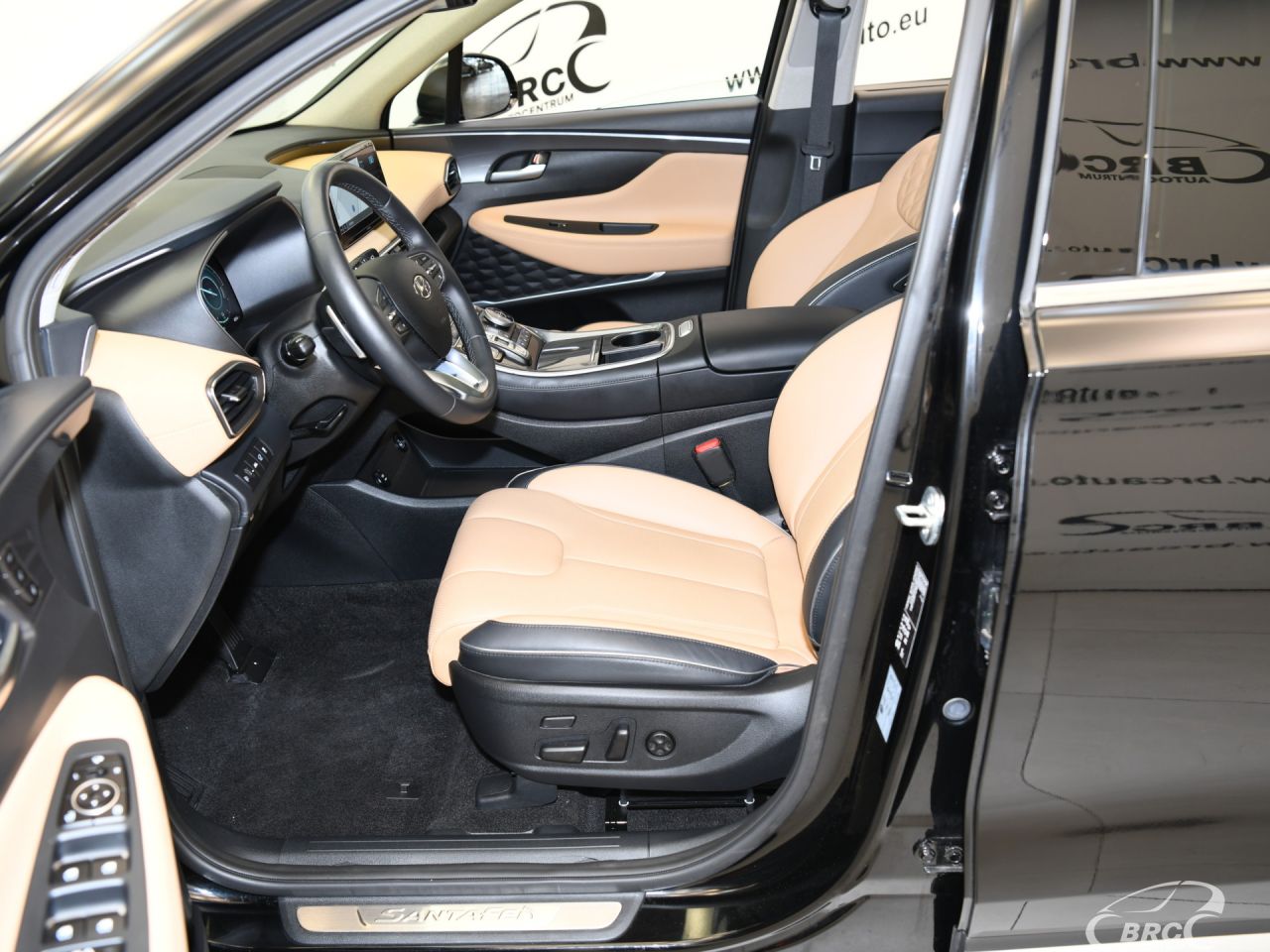 Hyundai Santa Fe | 24