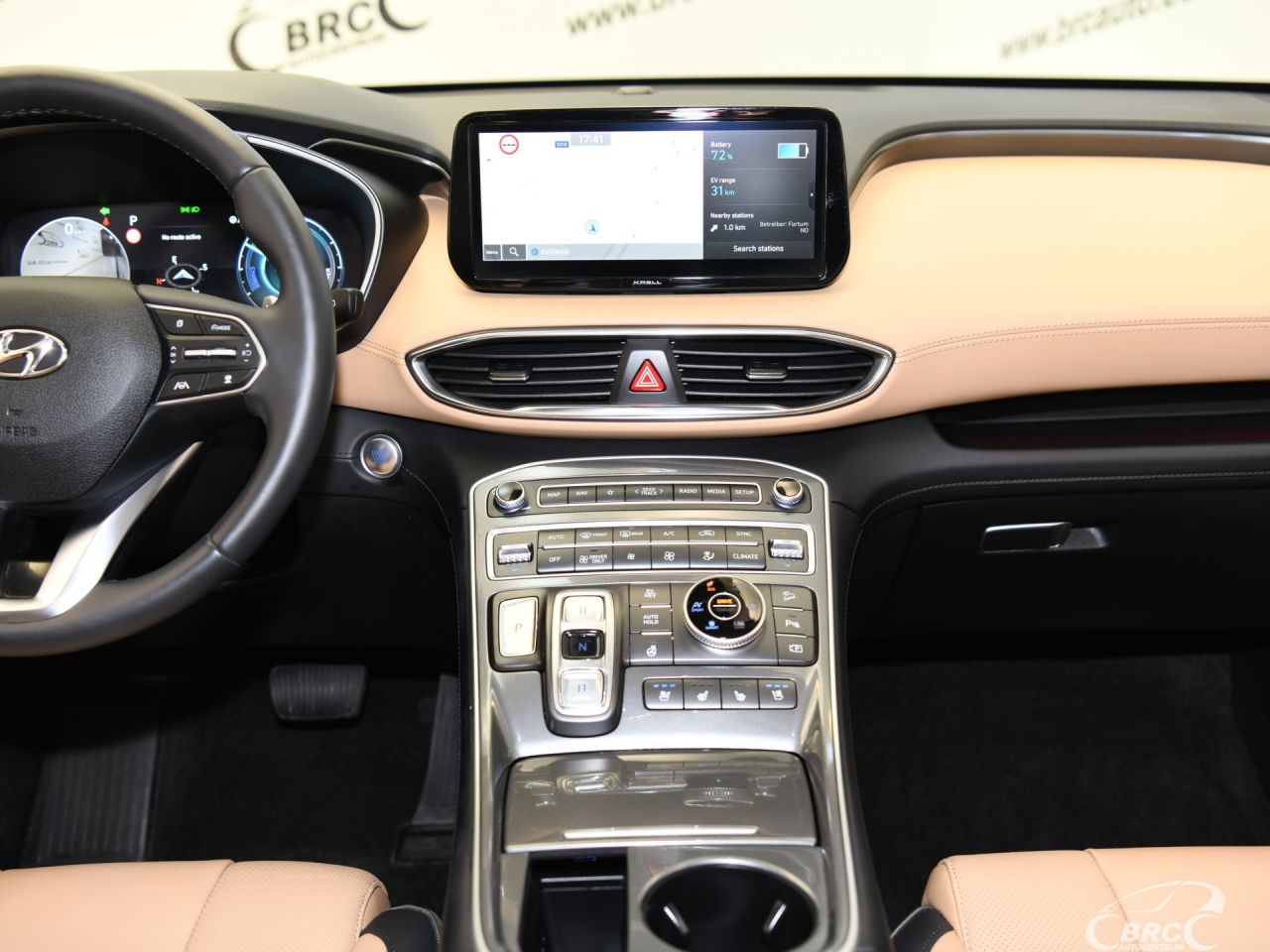 Hyundai Santa Fe | 17