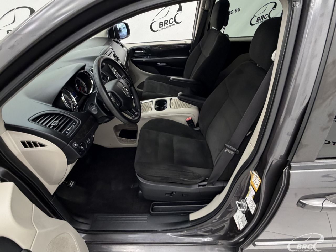 Dodge Grand Caravan | 19