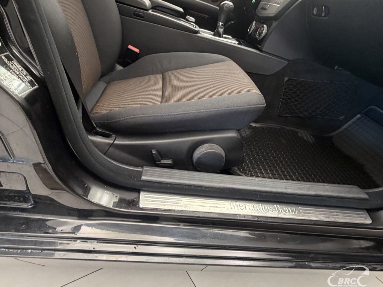 Mercedes-Benz C180 | 5