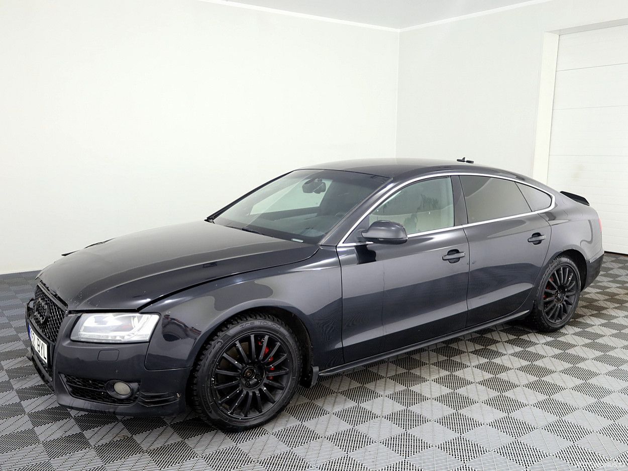 Audi A5 | 1