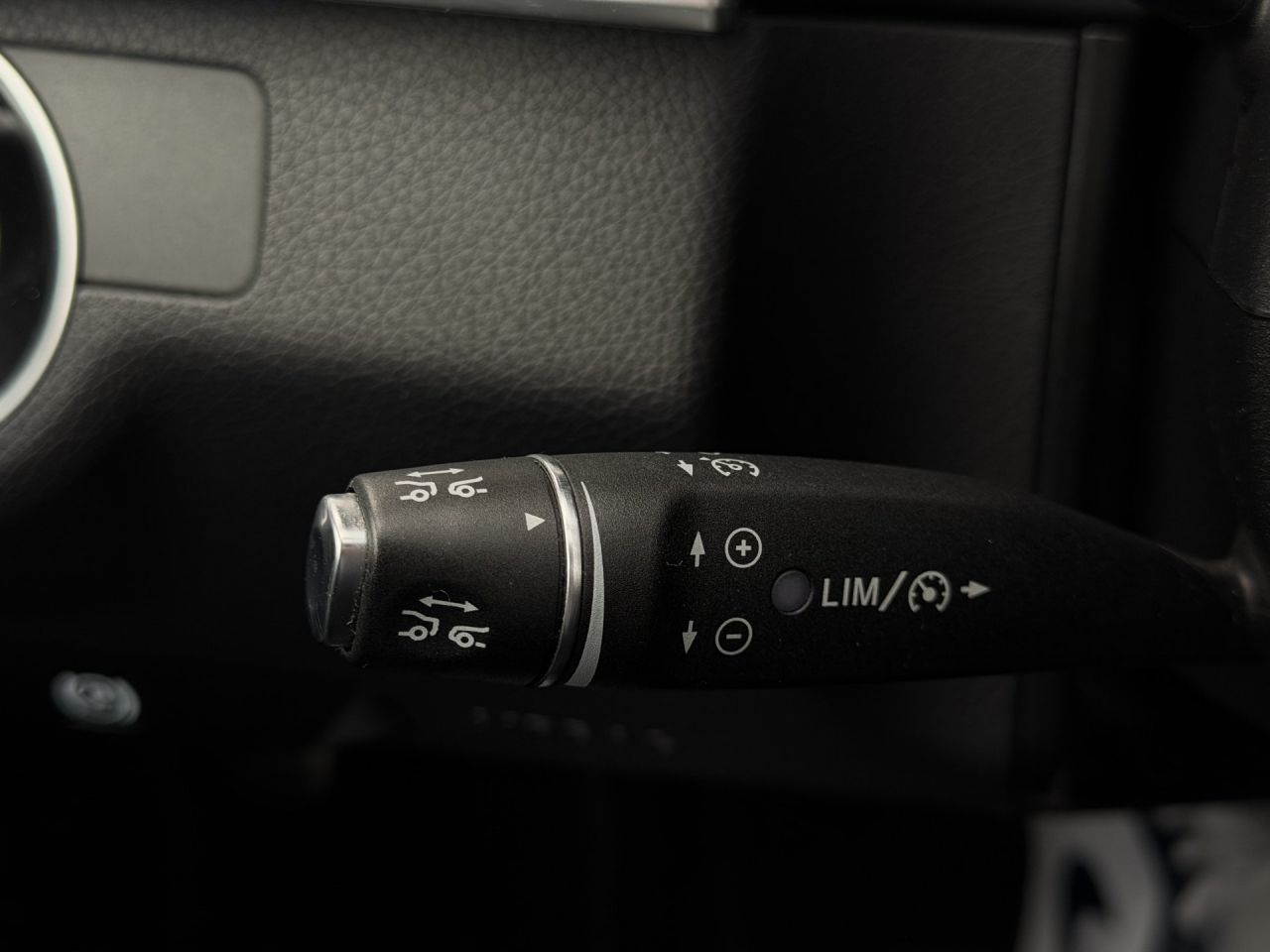 Mercedes-Benz E350 | 34