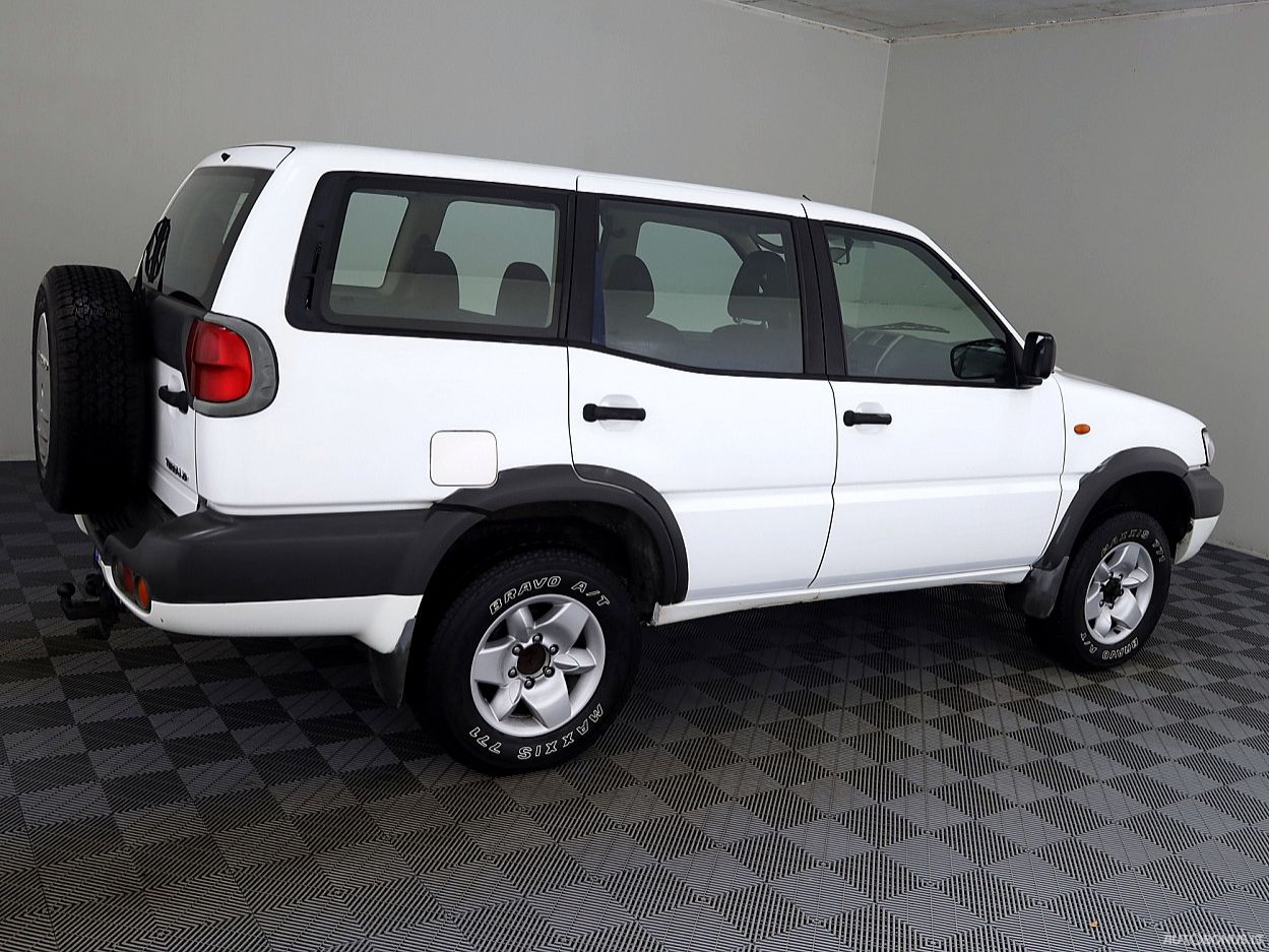 Nissan Terrano | 2