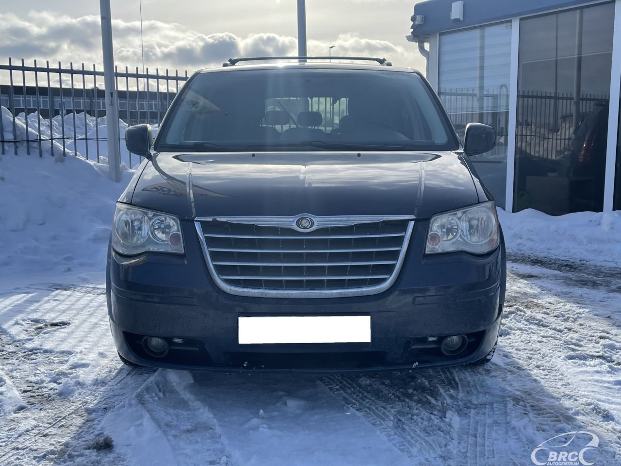 Chrysler Town & Country | 27