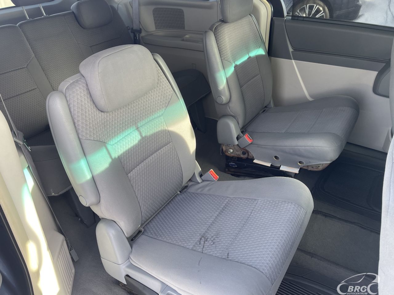 Chrysler Town & Country | 8