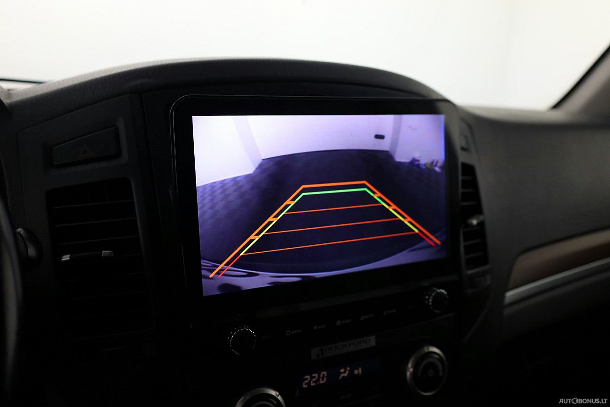 Mitsubishi Pajero | 9