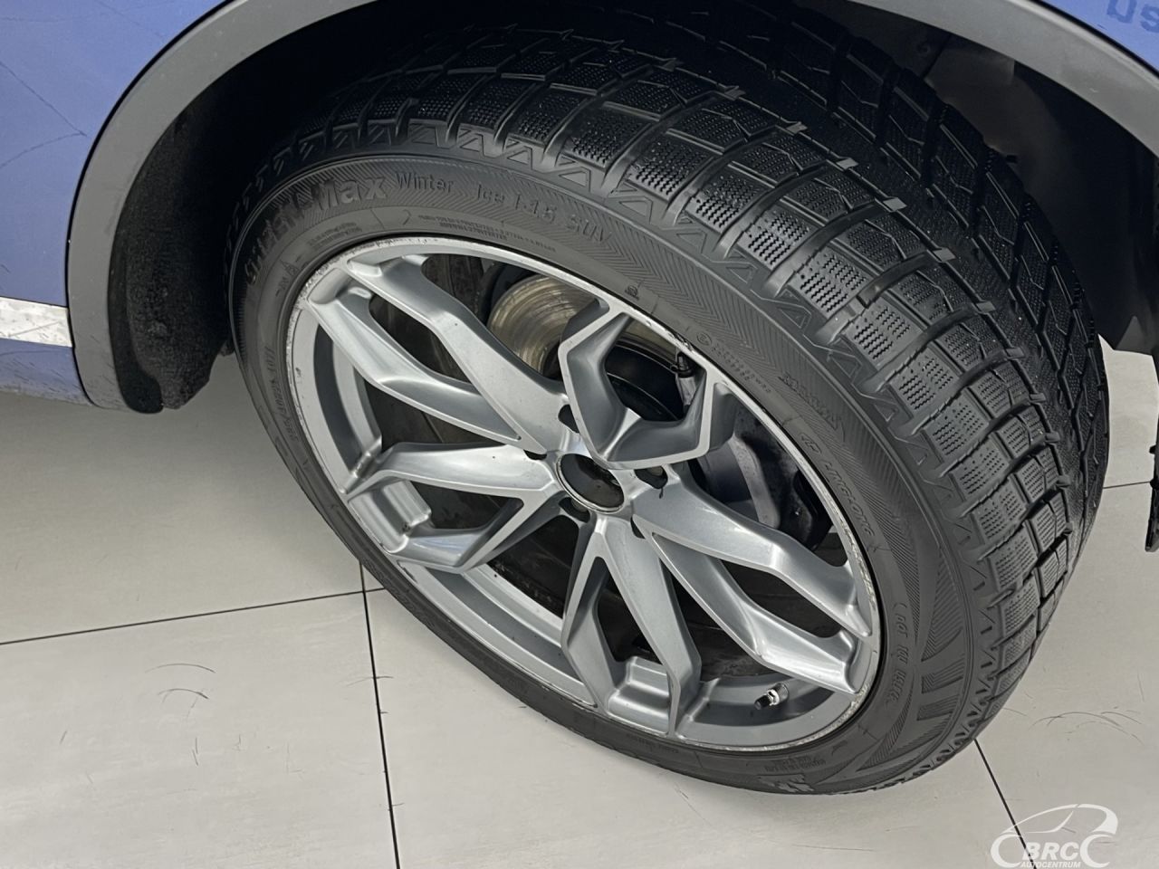 Volkswagen Touareg | 37