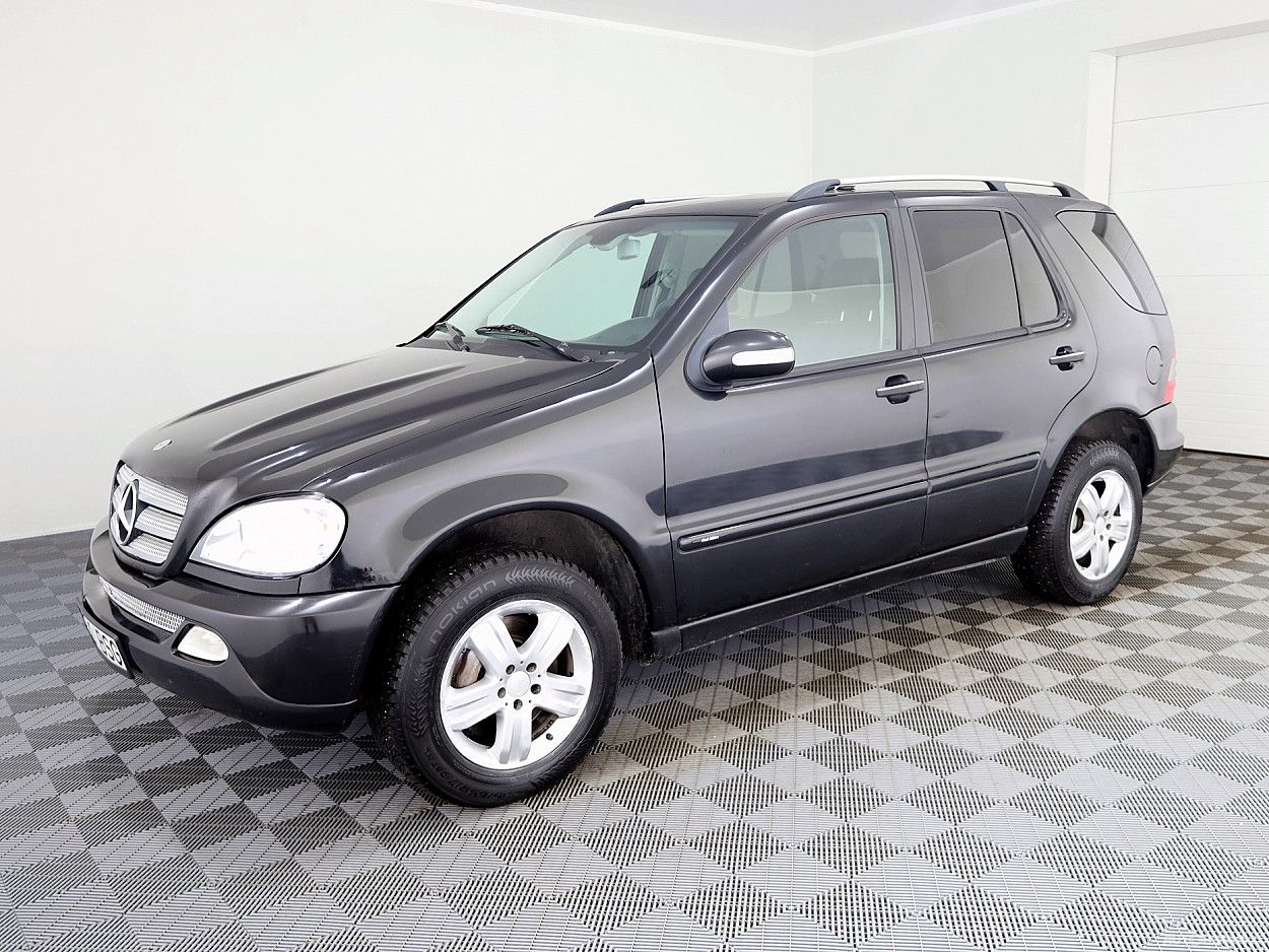 Mercedes-Benz ML270 | 1