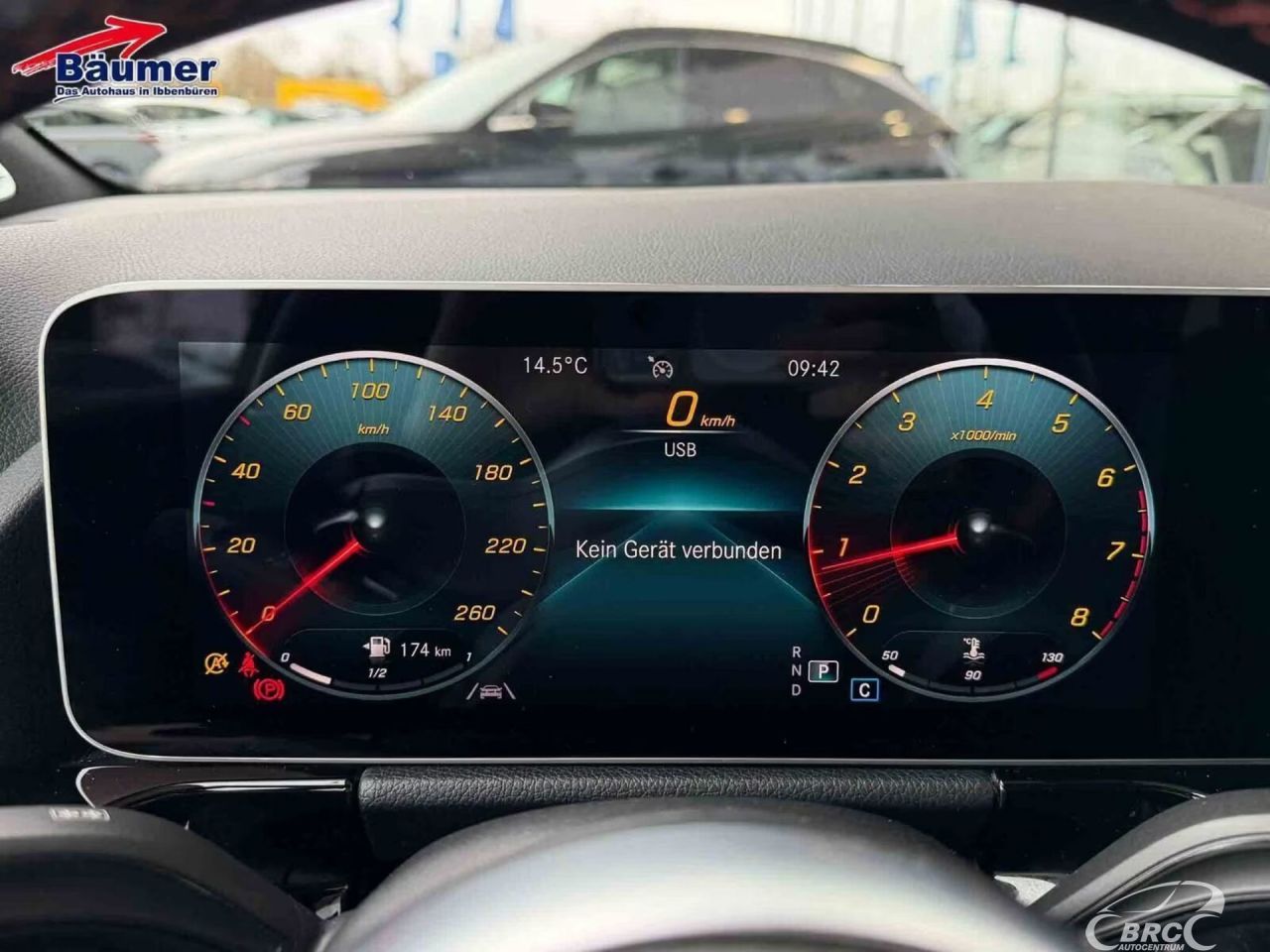 Mercedes-Benz B200 | 27