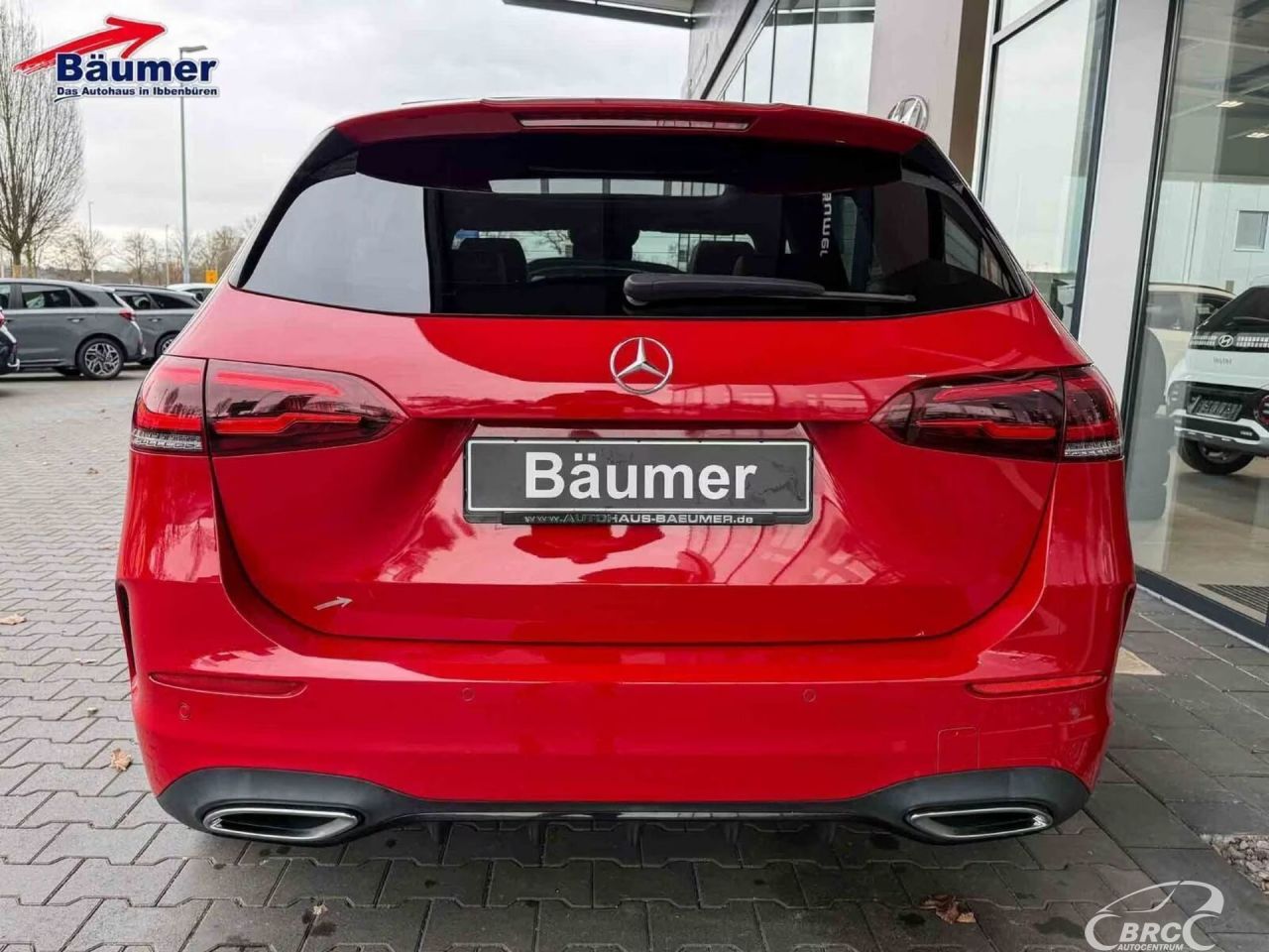 Mercedes-Benz B200 | 26