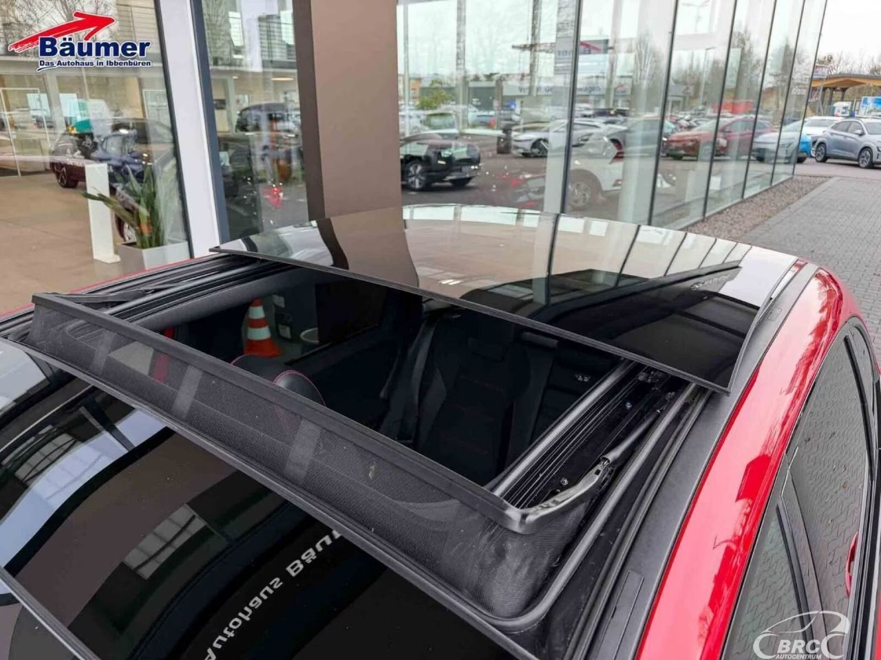 Mercedes-Benz B200 | 28