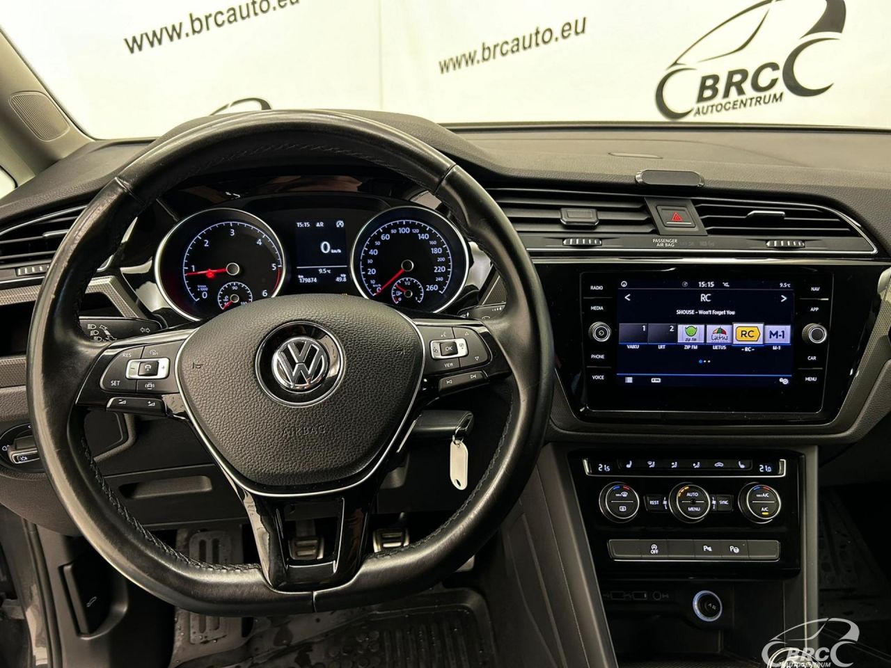 Volkswagen Touran | 9