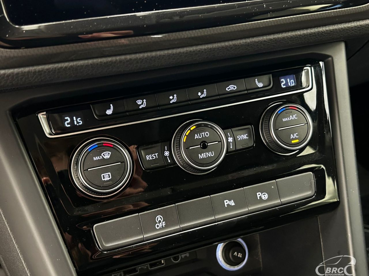 Volkswagen Touran | 23