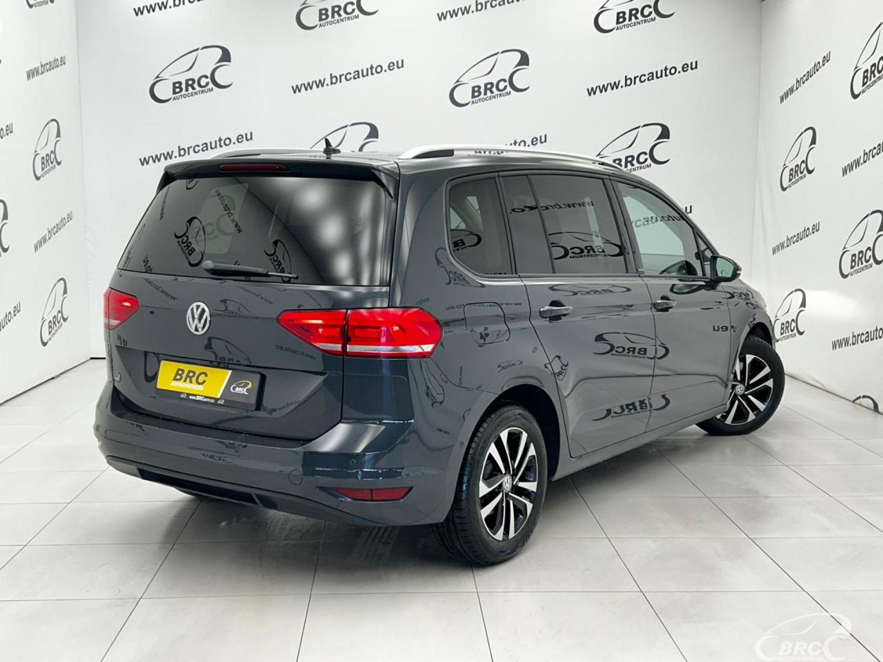 Volkswagen Touran | 1