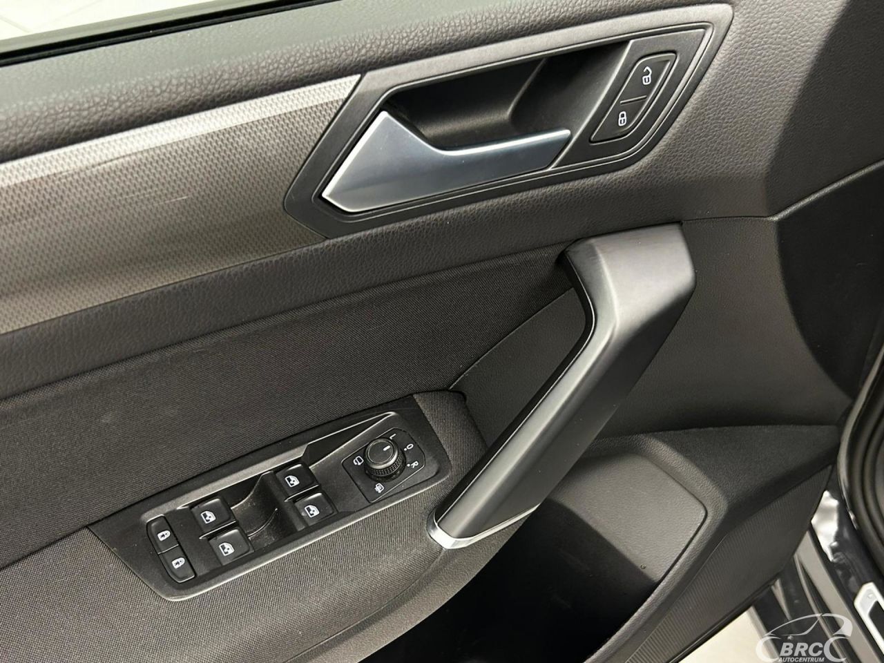 Volkswagen Touran | 14