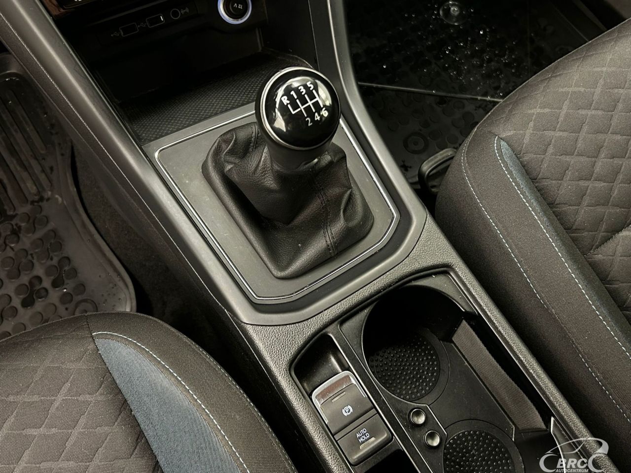 Volkswagen Touran | 22