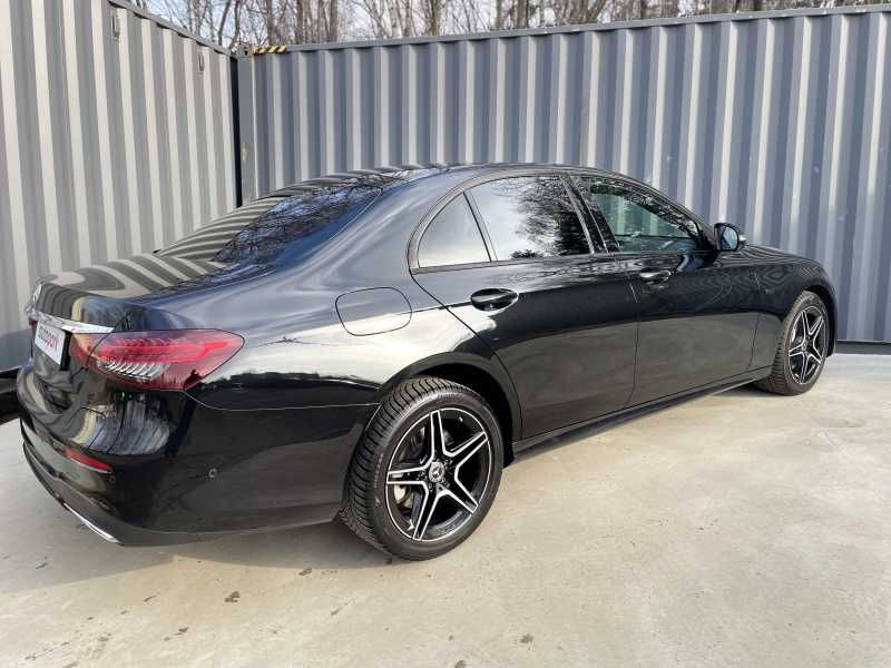 Mercedes-Benz E300 | 3